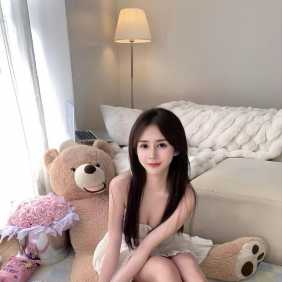 白云樱桃小嘴美女--小萝莉
